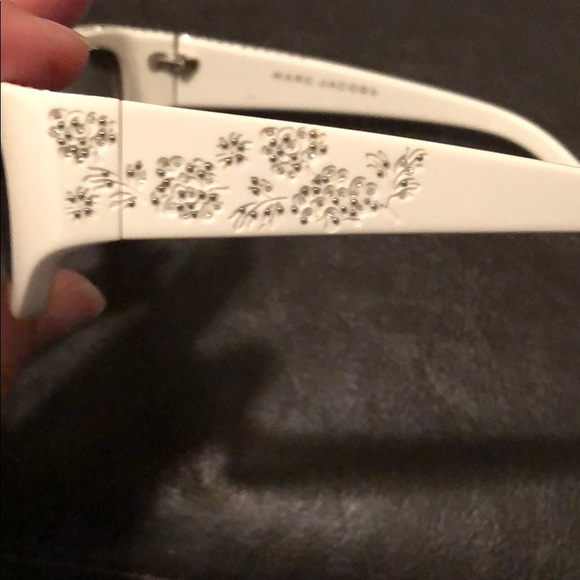 Marc Jacobs sunglasses - Picture 2 of 5